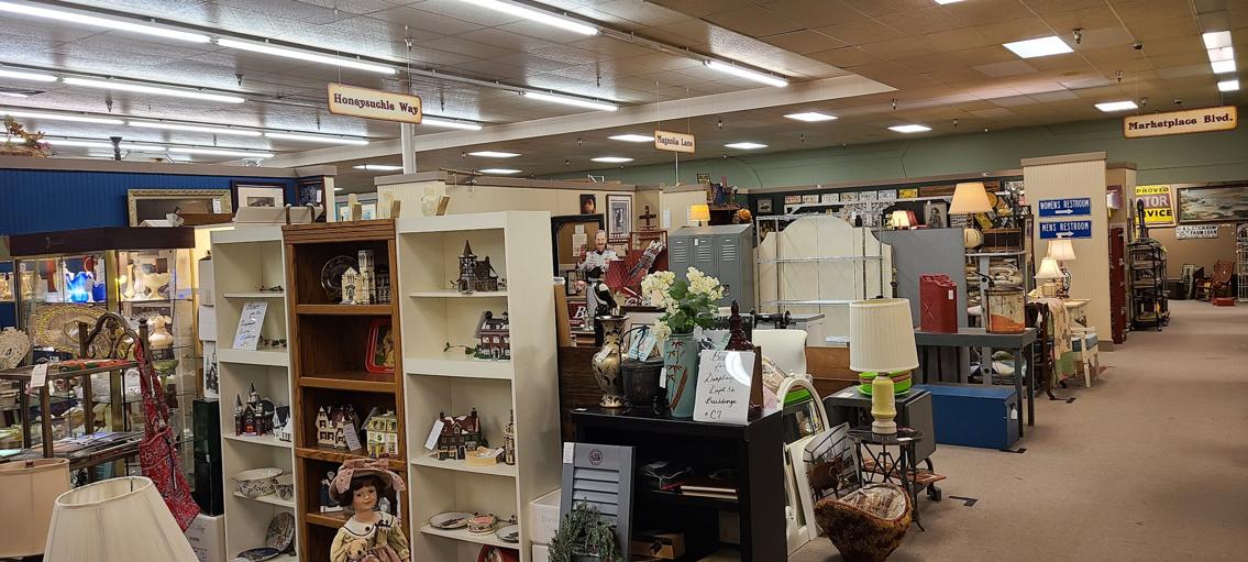 Land of Cotton Antique Mall, Dothan, Alabama, United States