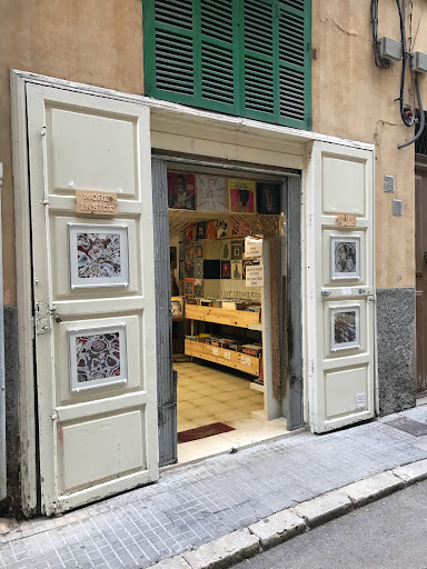 Got Blues Listen To Jazz (Record store in Palma, Spain)