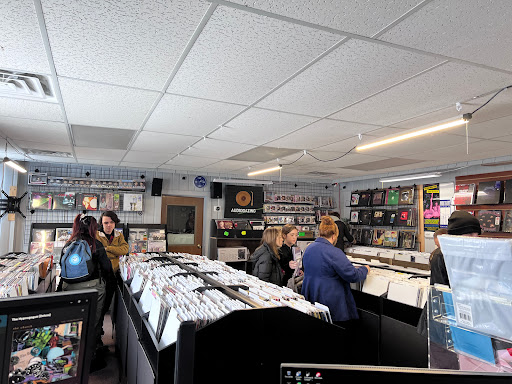 Audiogazing | Record Store