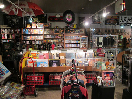 Matt's Media Outlet | Record Store