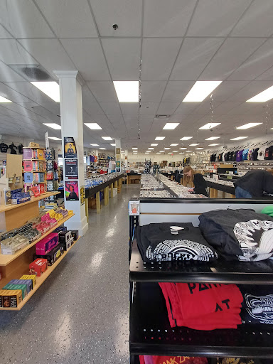 Dearborn Music-Farmington | Record Store