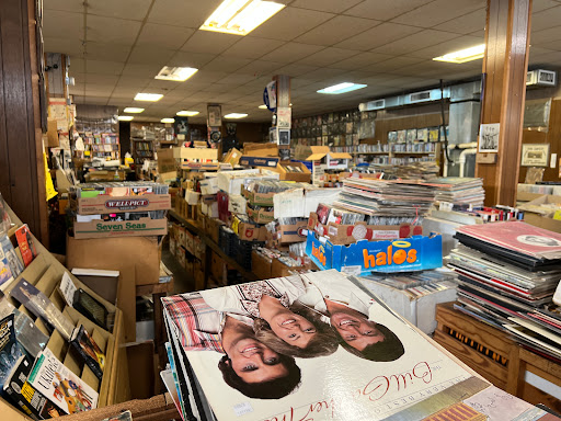 Kanesville Records (Record store in Council Bluffs, Iowa, United States)