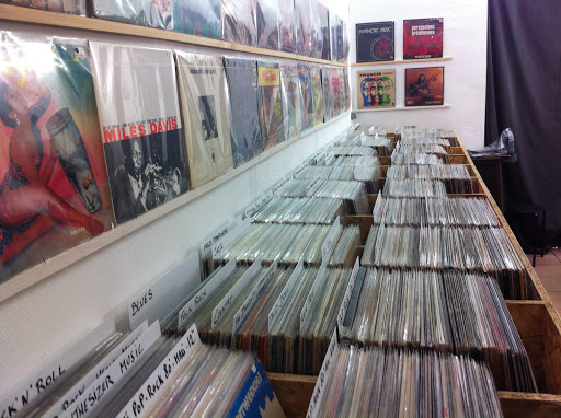 Bonne Mère Records | Record Store