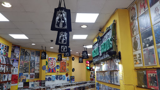 Radical Records (2) (Record store in Valencia, Spain)
